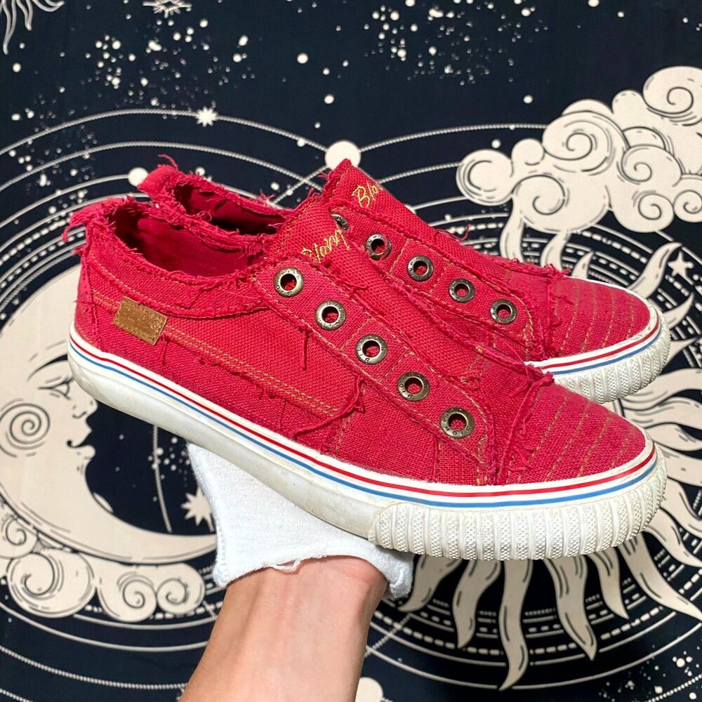 Blowfish Malibu Sneaker Shoes Women's 8 Red Canvas Tennis Slip-On Comfort Flat
